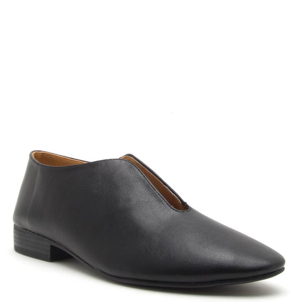 Black Step Almond Toe Flats